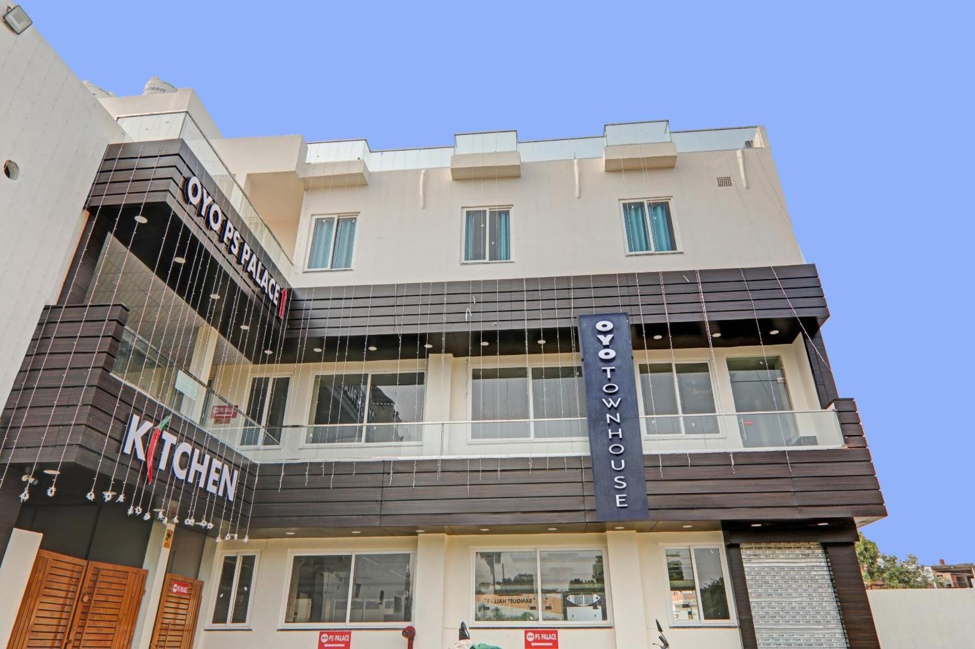 Townhouse P.S.Palace Near Amausi Metro Station 勒克瑙 外观 照片